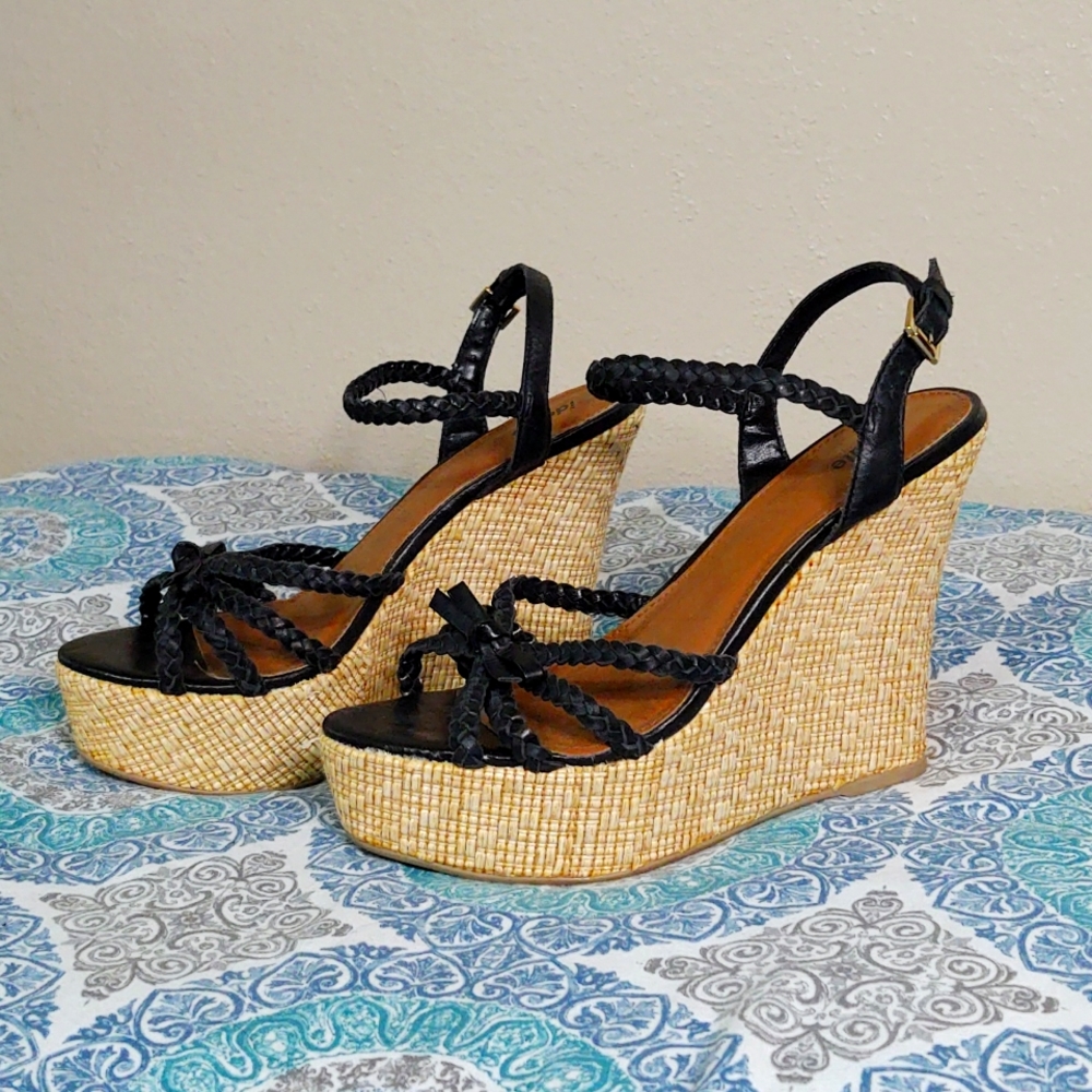 COPY - Super Cute Black/Tan Ankle Strap Wedges